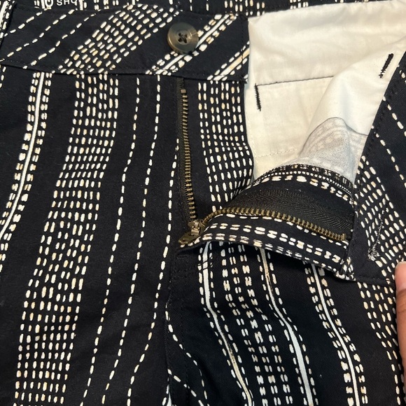 a.n.a Bermuda Shorts with Striped Pattern - Picture 4 of 11